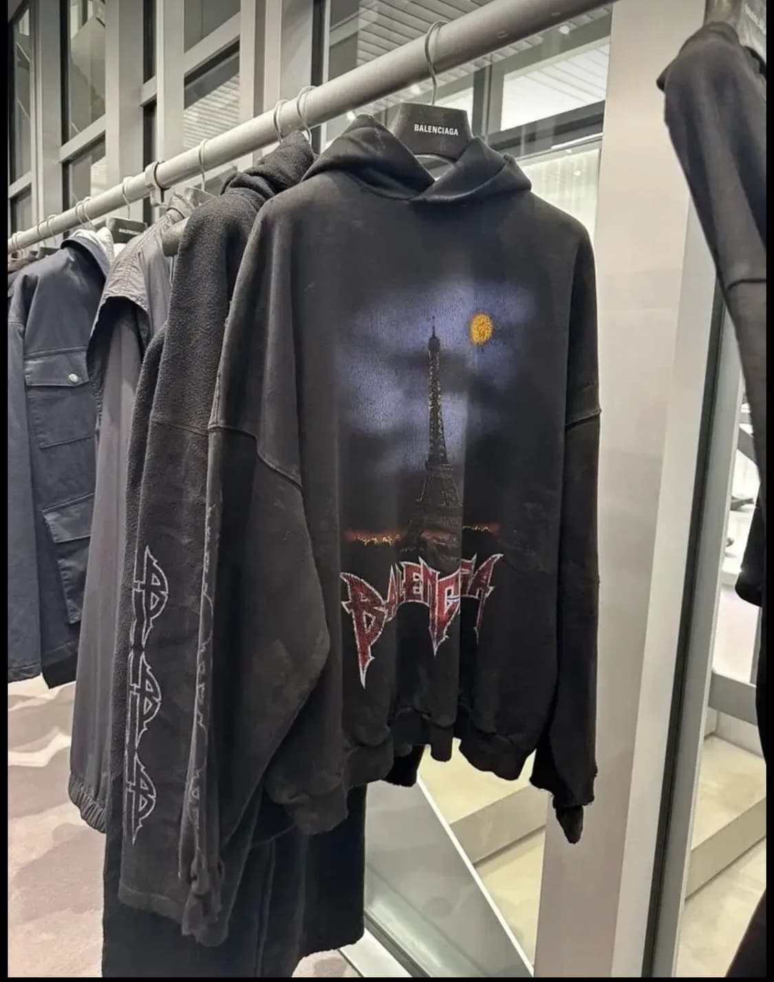 발렌시아가 파리스 문 후드 팝니다 상품이미지1