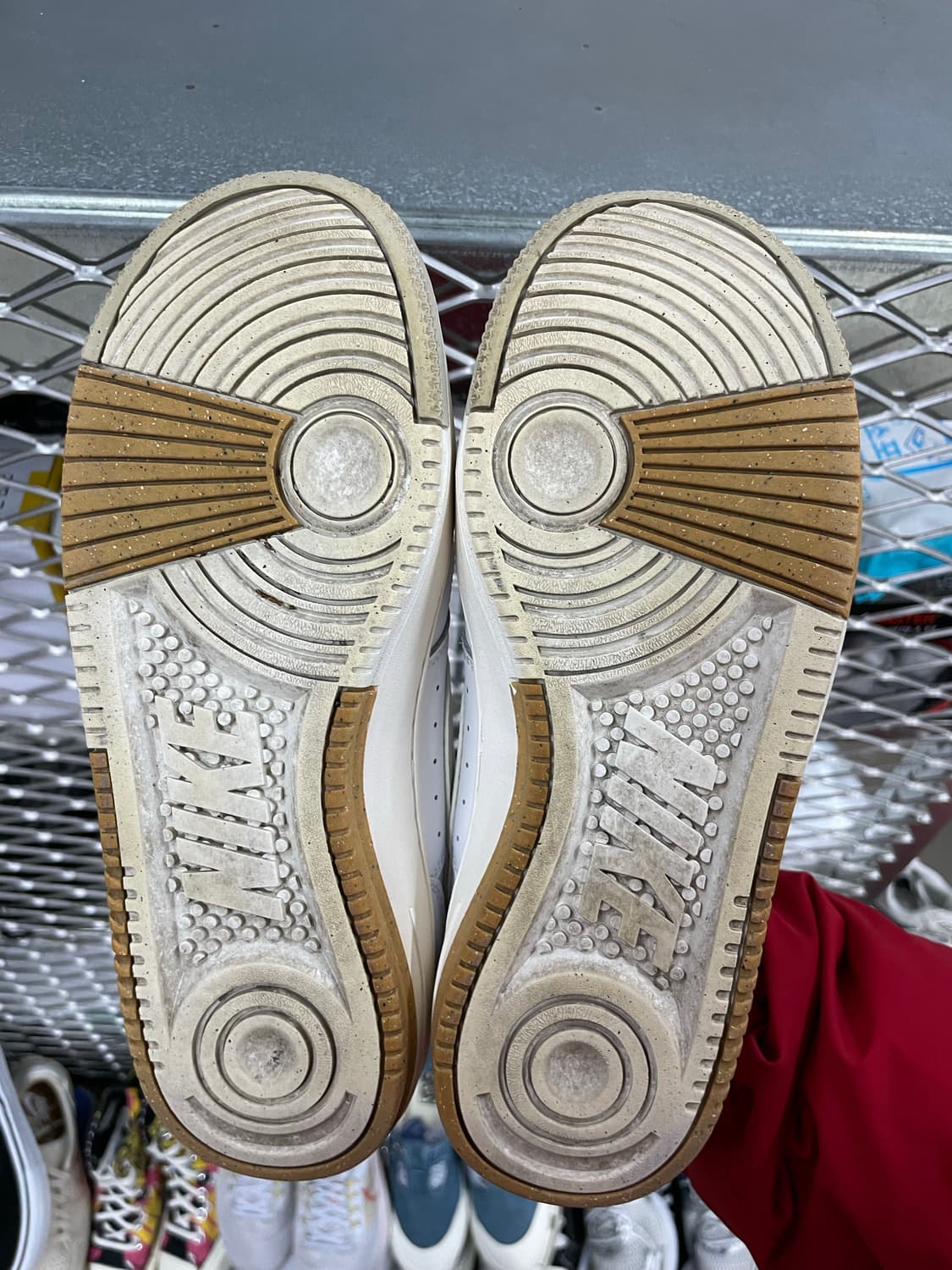 나이키 감마 포스 화이트 팬텀 245 상품이미지6