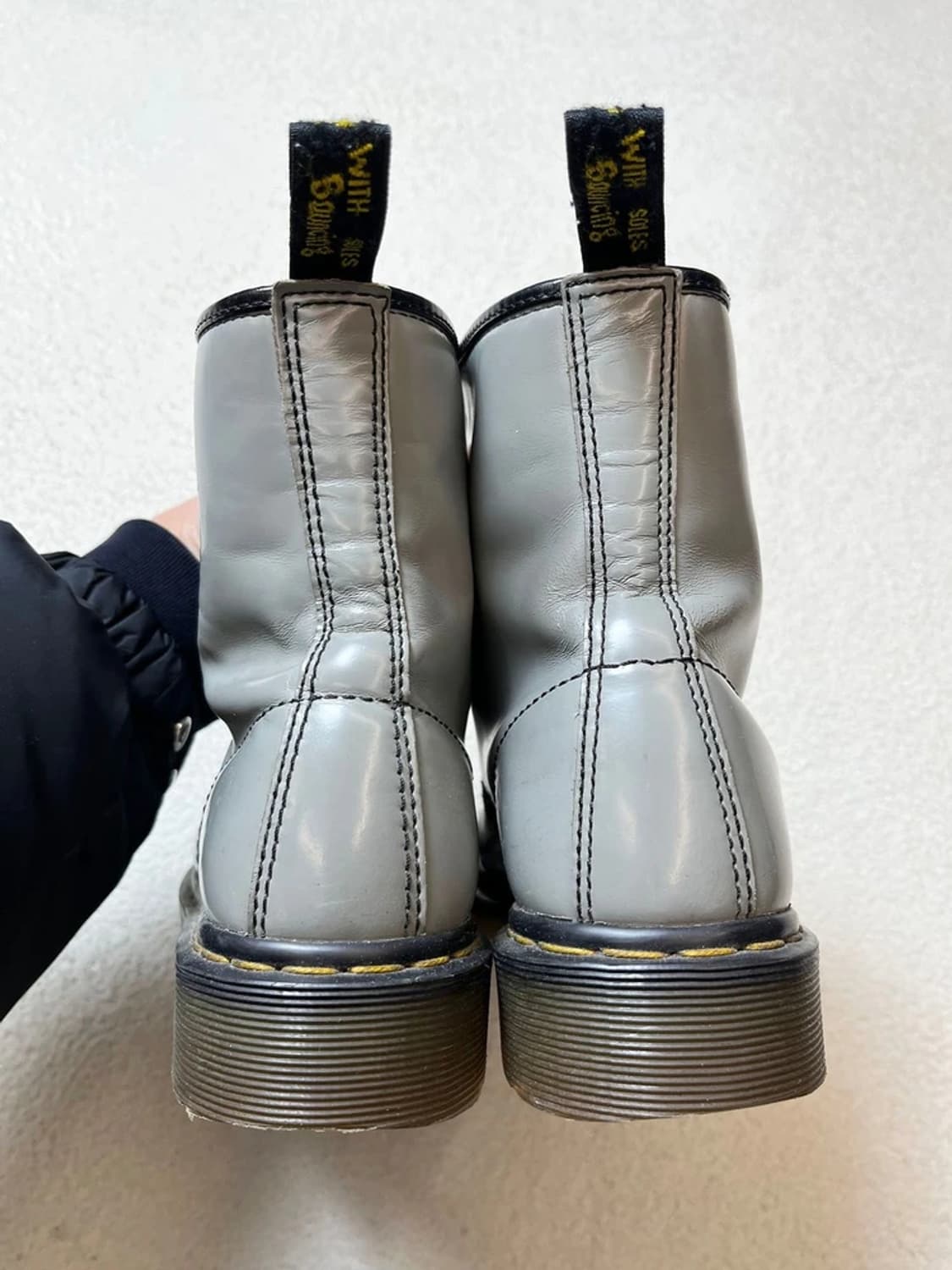 닥터마틴 1460 8홀 스무스 가죽 부츠 A1787 상품이미지8