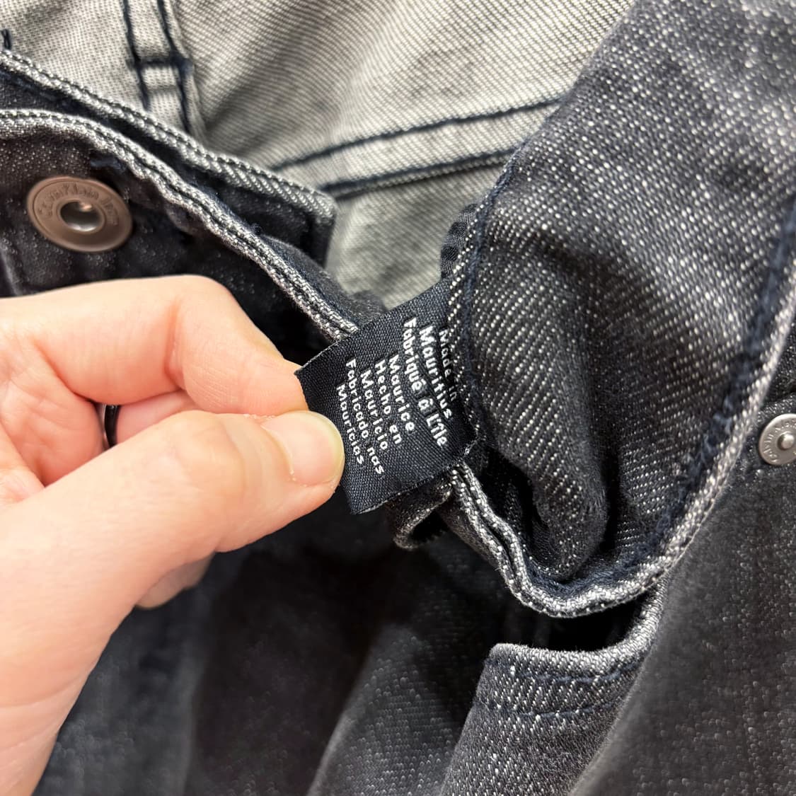 캘빈클라인 워싱 데님 팬츠 워치 포켓 밴딩 로고 디테일 스트레이트핏 흑청 상품이미지9