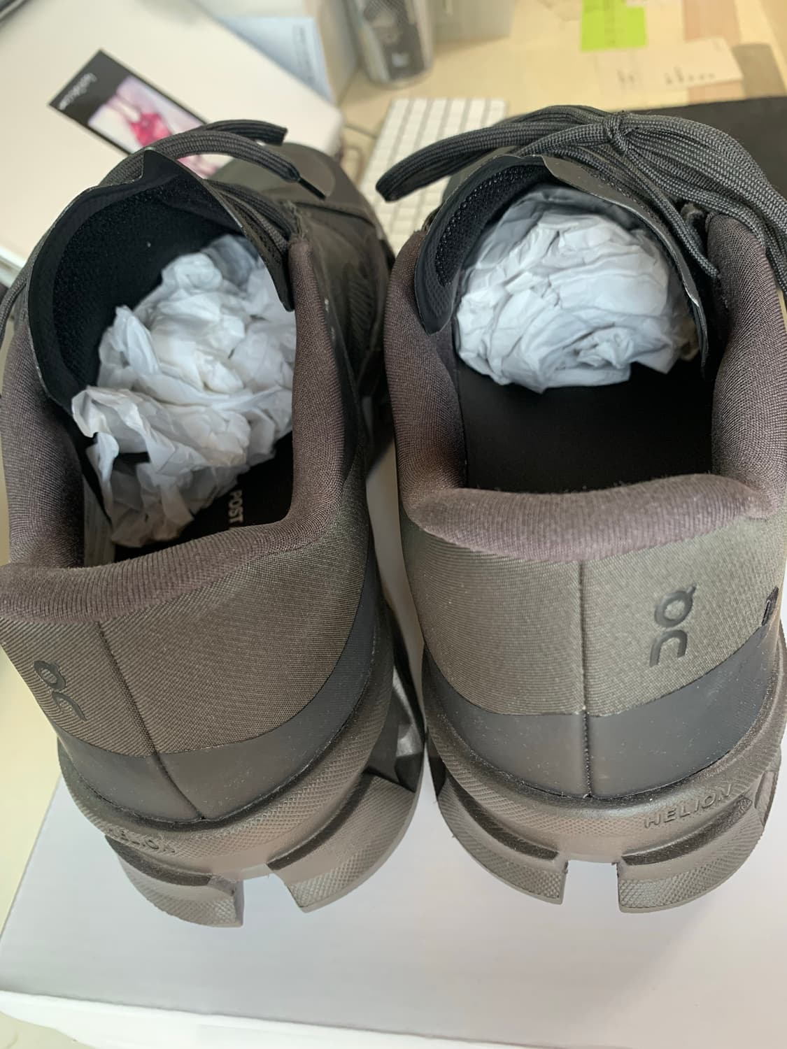 온러닝 x 포스트아카이브팩션 클라우드몬스터 2 쏜브라운 295 상품이미지4