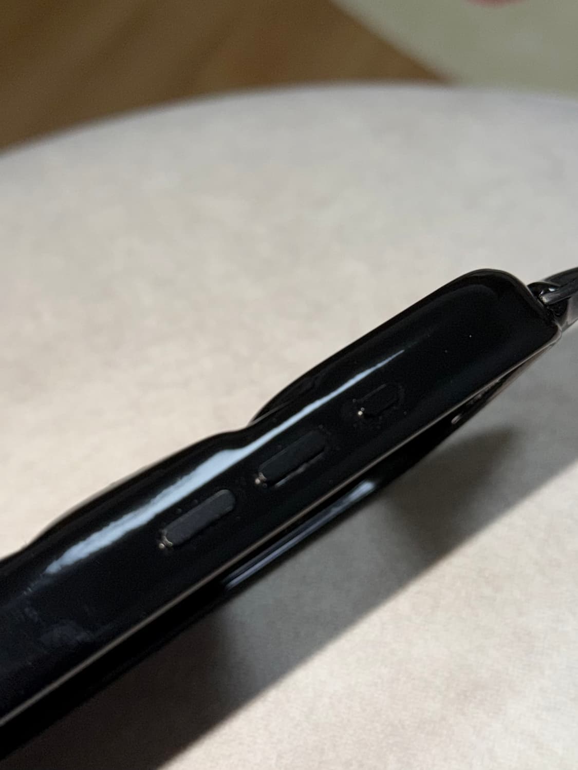 어반소피스티케이션 브라츠 제이드 고양이 케이스 iphone 17 pro 상품이미지6