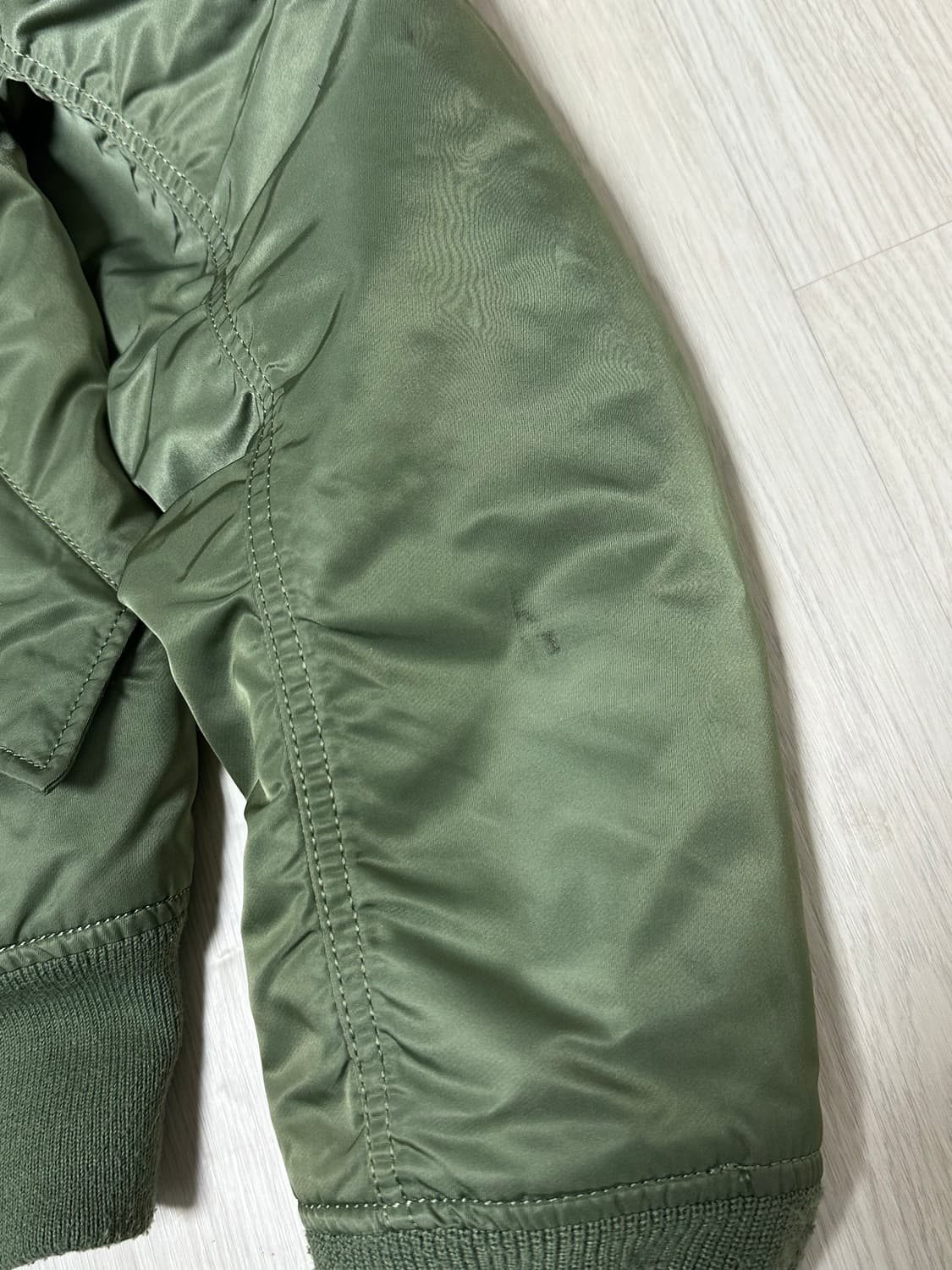 [S] 알파인더스트리 ma-1 슬림핏 세이지 그린 상품이미지4