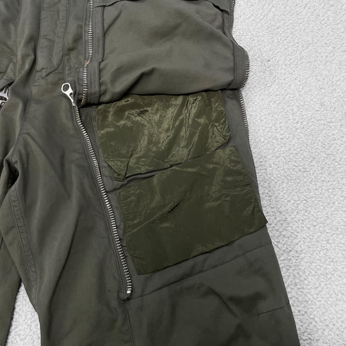 스톤아일랜드 쉐도우프로젝트 컨버트 카고 팬츠 카키 상품이미지4