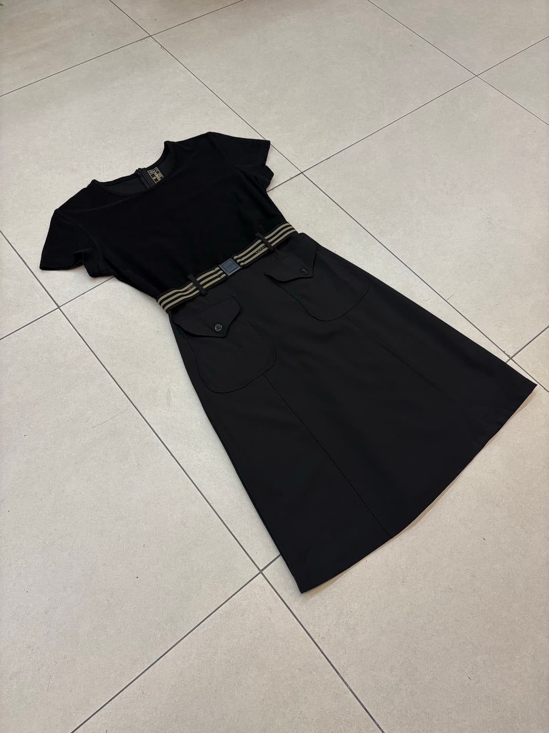 [ 38 ] 펜디 A라인 반팔 원피스 상품이미지2