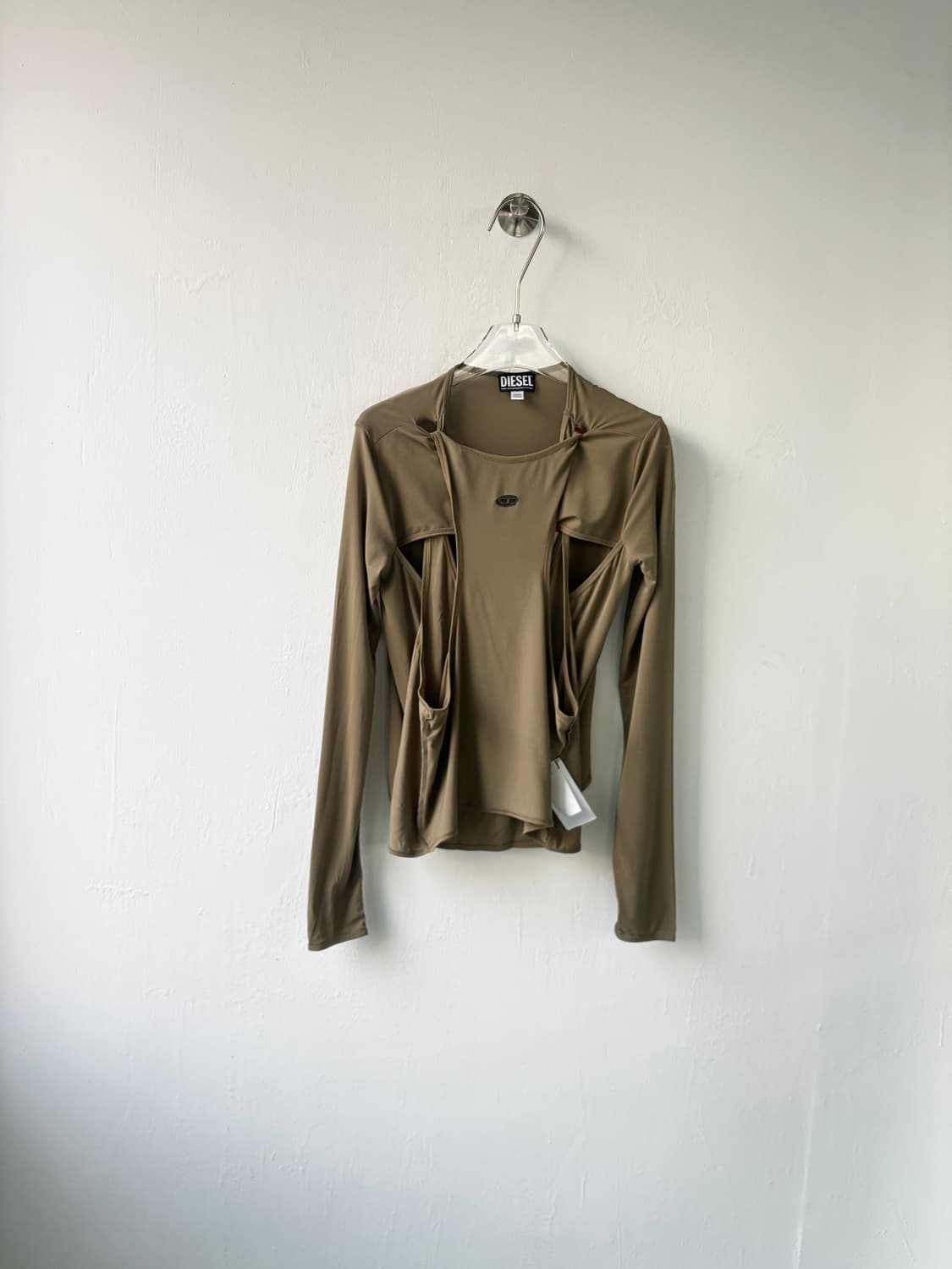 디젤 올레이 롱슬리브 상품이미지1