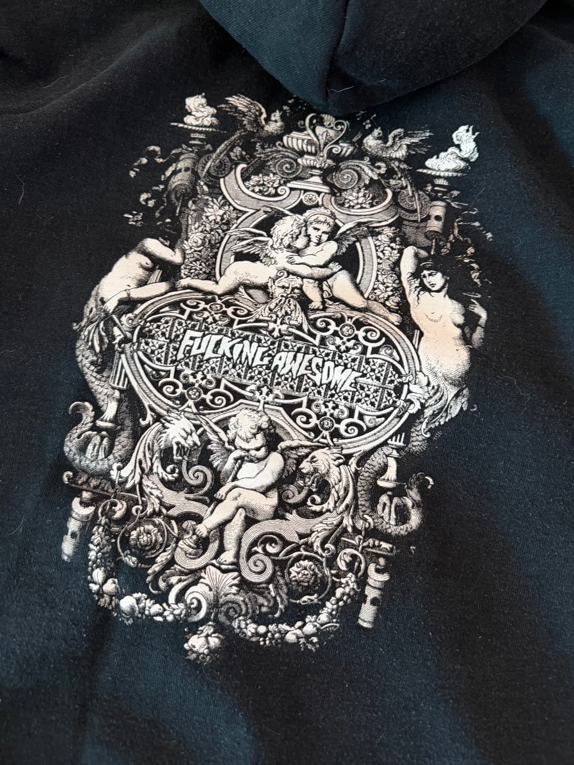 퍼킹어썸 큐피드 엔젤 센터로고 후드티 블랙 상품이미지5