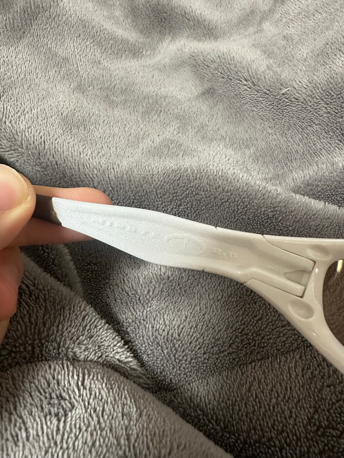 오클리 미뉴트 2.0 판매 상품이미지3