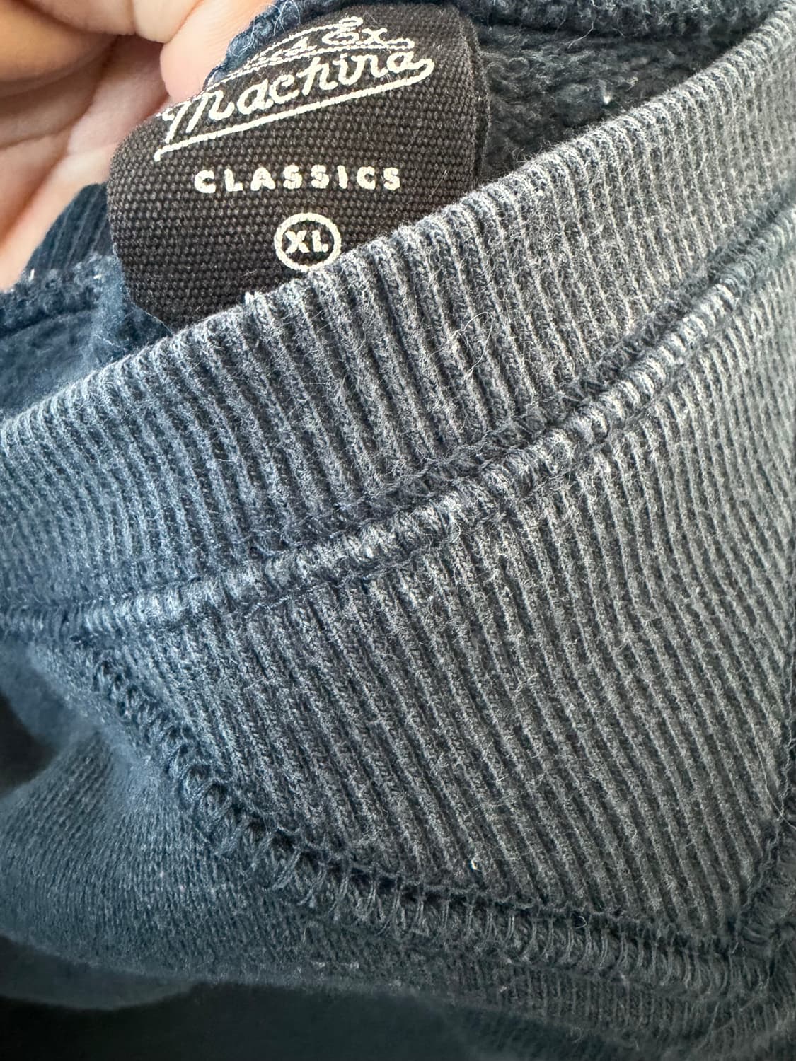 데우스 서울 맨투맨 상품이미지4