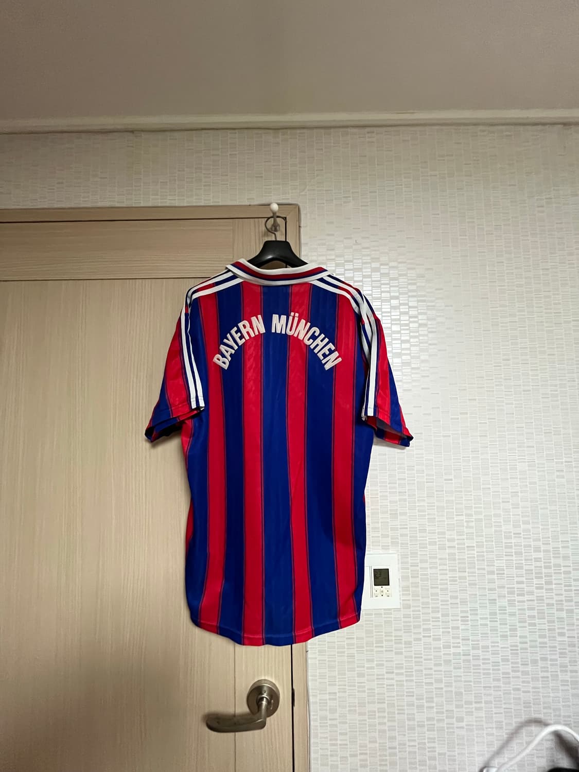 [L] 바이에른 뮌헨 95-97 홈 유니폼 상품이미지2