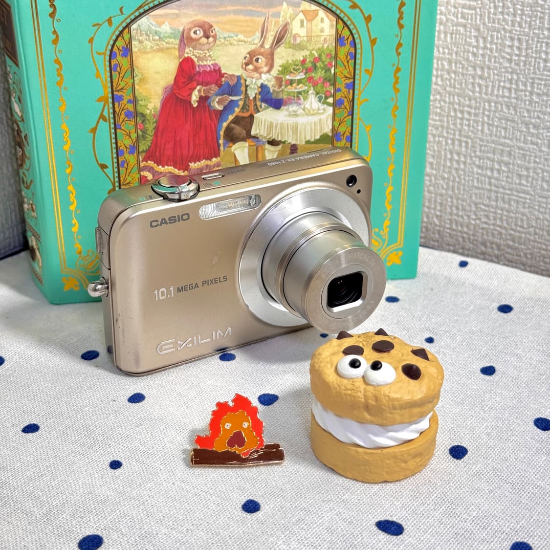 카시오 엑슬림 EX-Z1080 골드 빈티지디카 상품이미지1