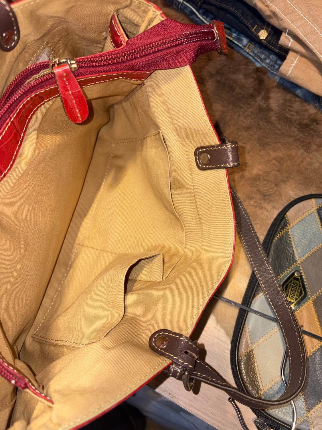Crimson croc bag 상품이미지6