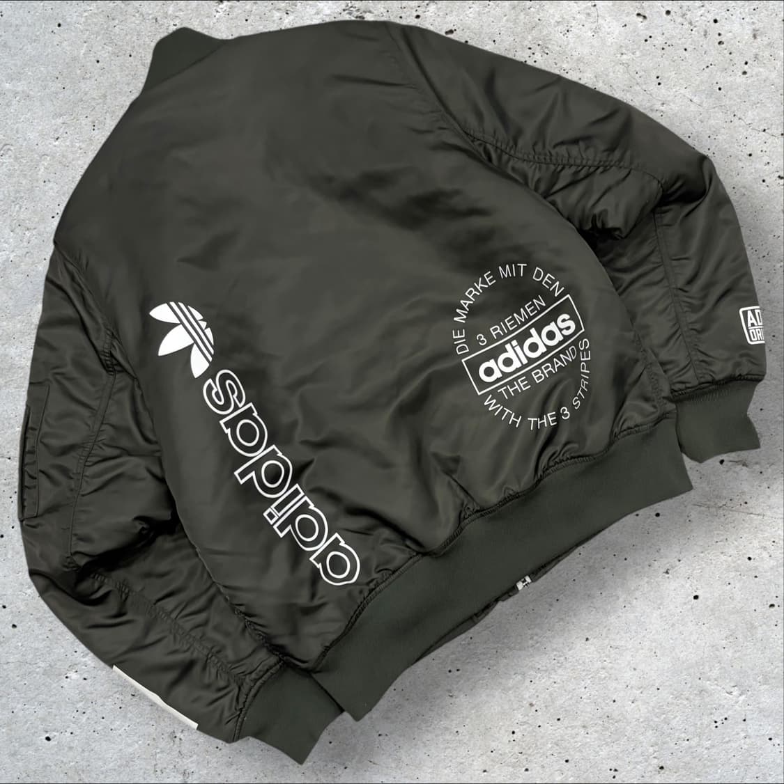 [100] 아디다스 오리지널스 봄버 자켓 카키 B994 상품이미지2