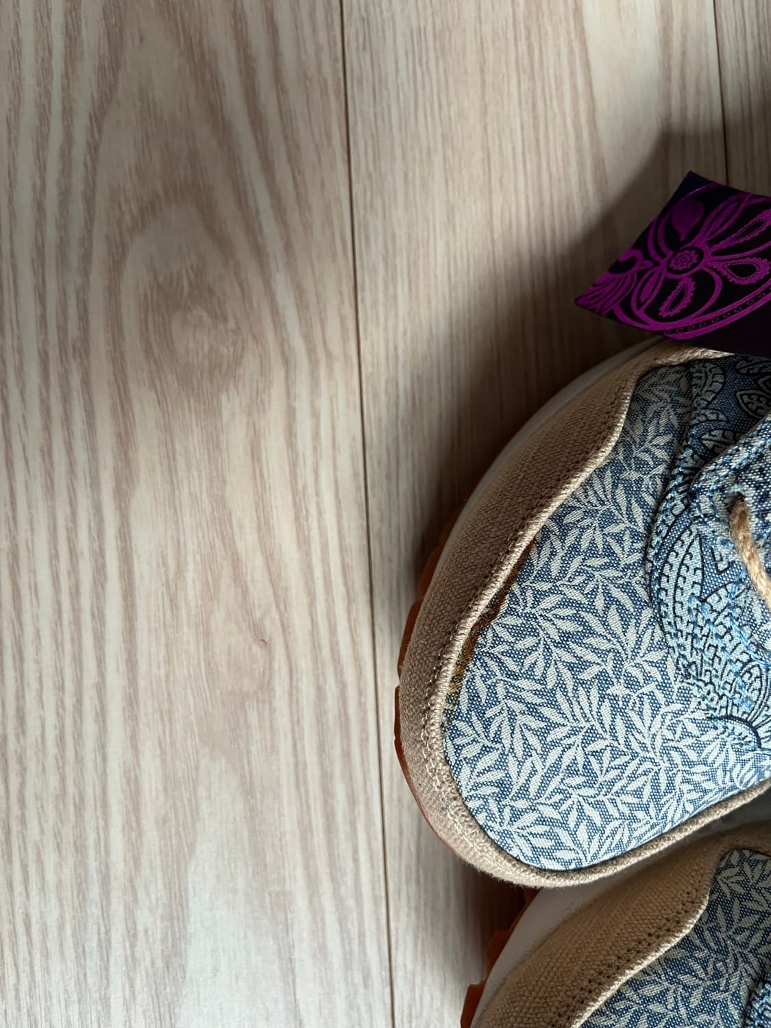 맥스1 리버티 콜라보 225cm 1회착용 nike max liberty 상품이미지4