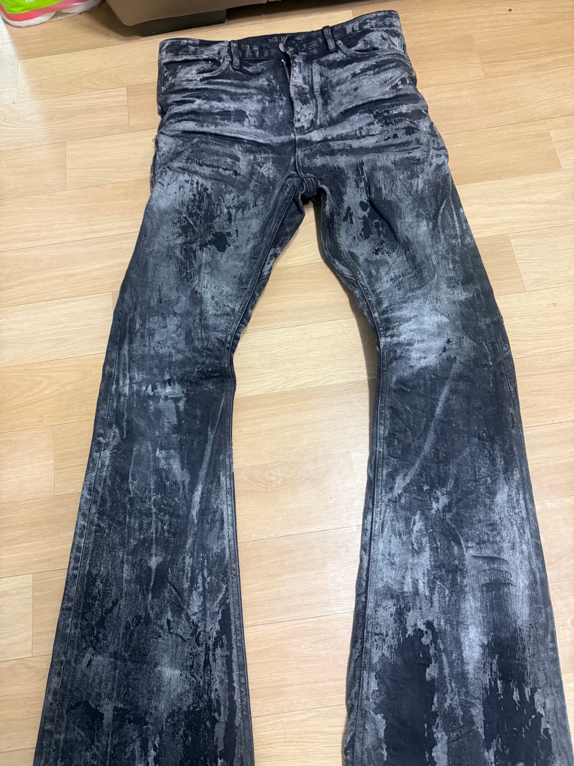 에모스탠스클럽 펜타그램 코팅 배기 플레어진 상품이미지3