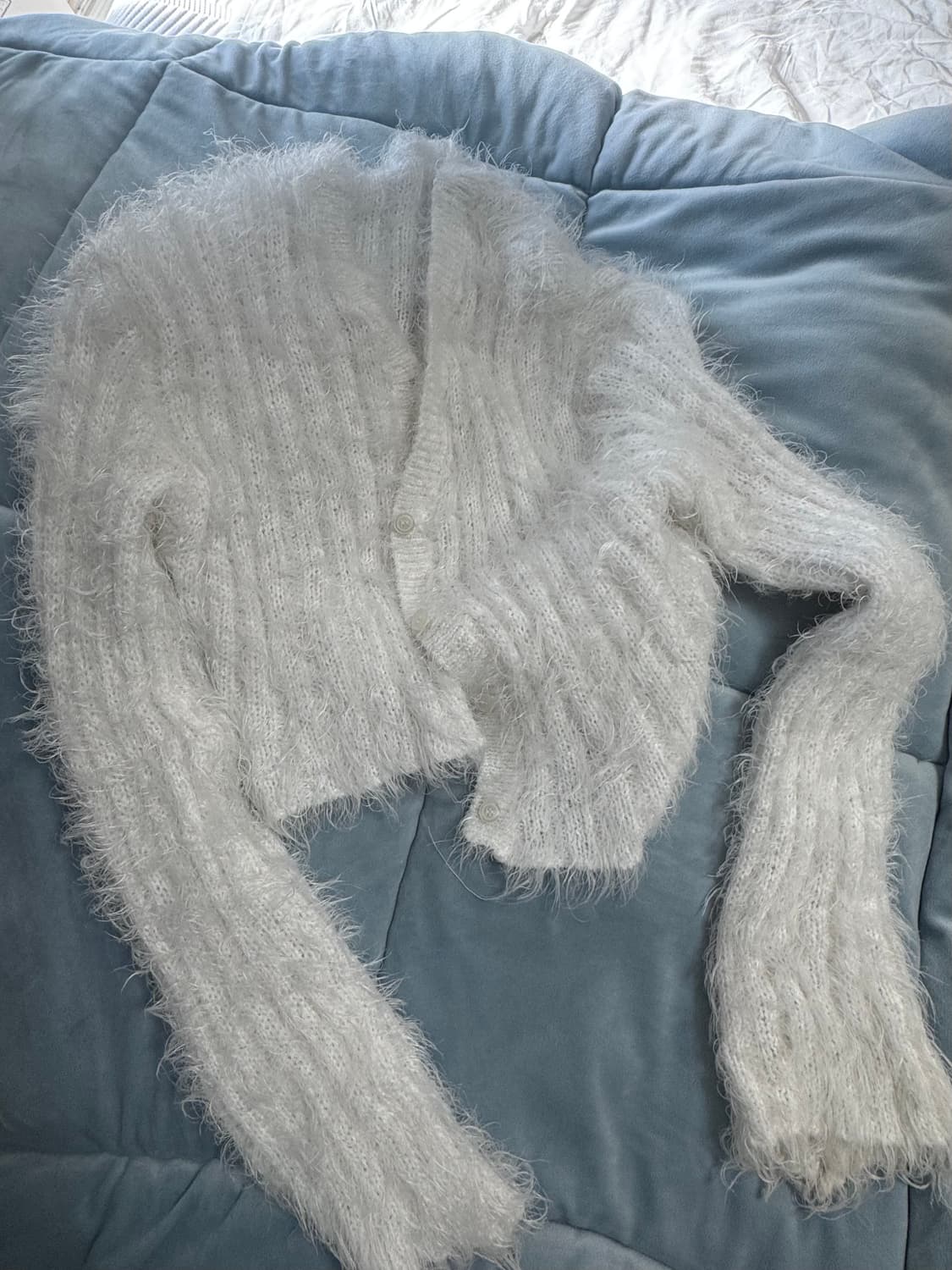 보송 헤어리 화이트 가디건 🤍 상품이미지5