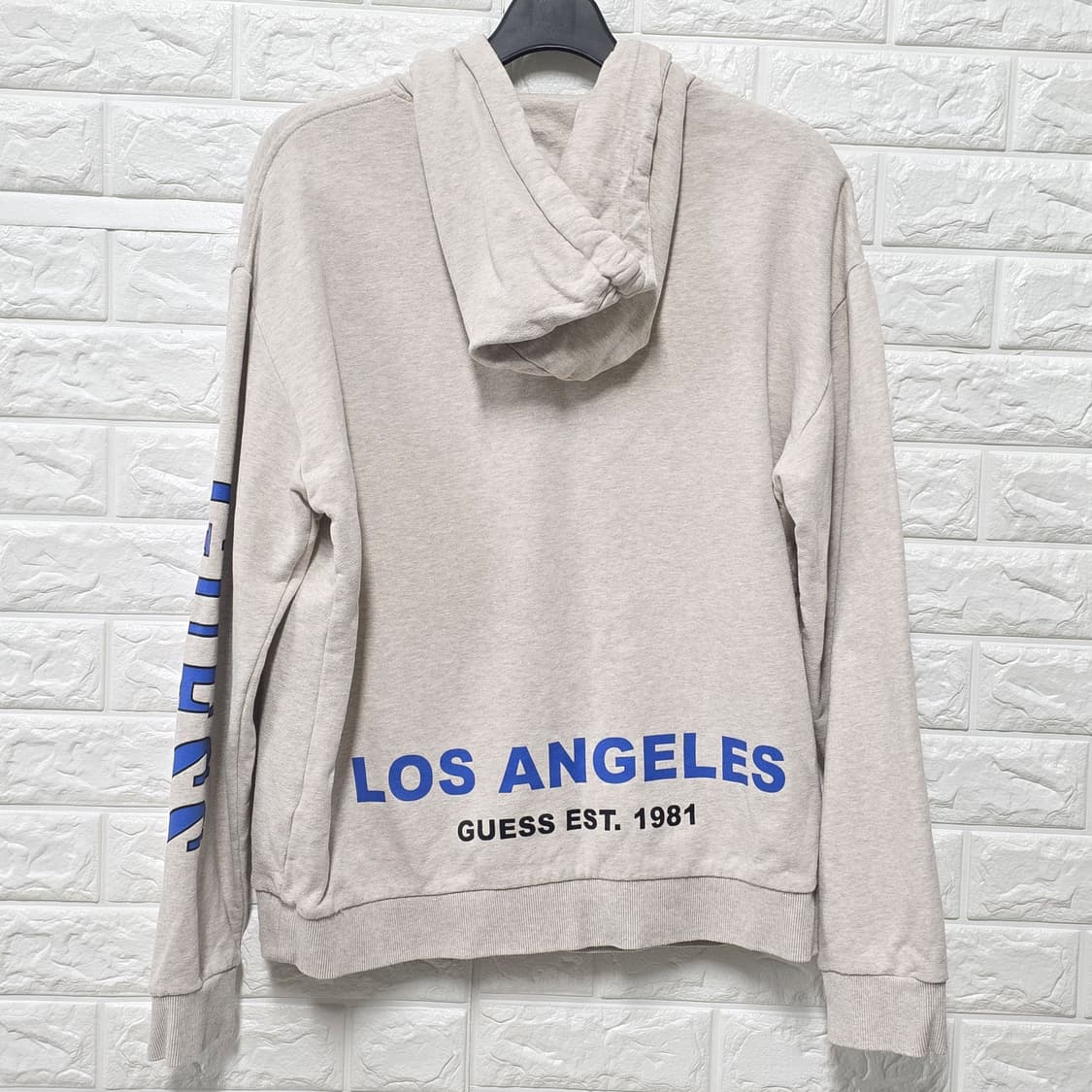 택포) 게스 후드티 L 사이즈 상품이미지4