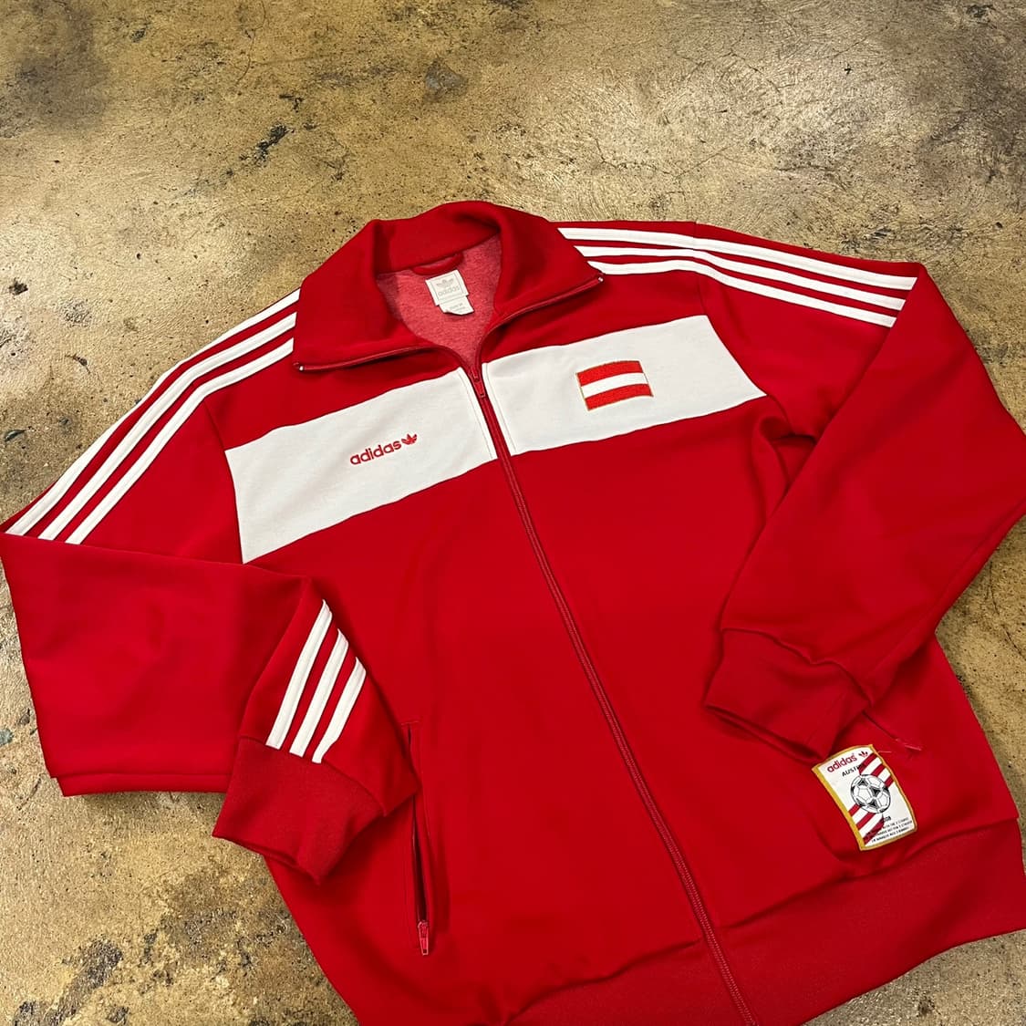 아디다스 오스트리아 레드 져지 트랙탑 105 상품이미지1