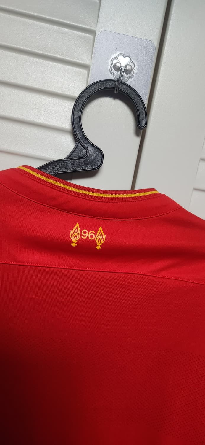 16-17 리버풀 홈 긴팔 뉴발란스 유니폼 상품이미지4