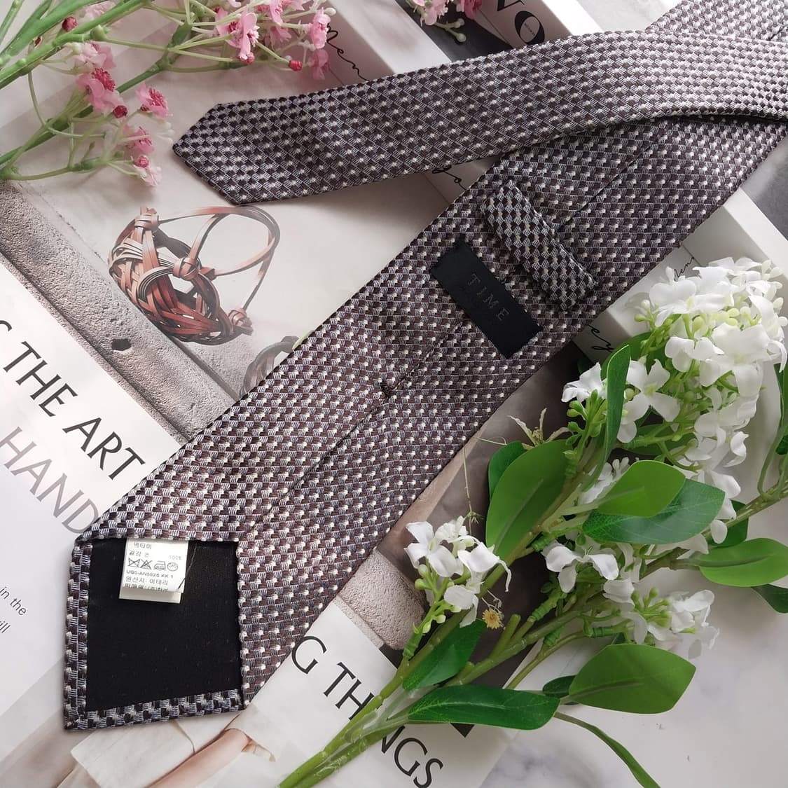 타임 실크 브라운 패턴 넥타이 8.1cm A+~A등급 K2281
 상품이미지5