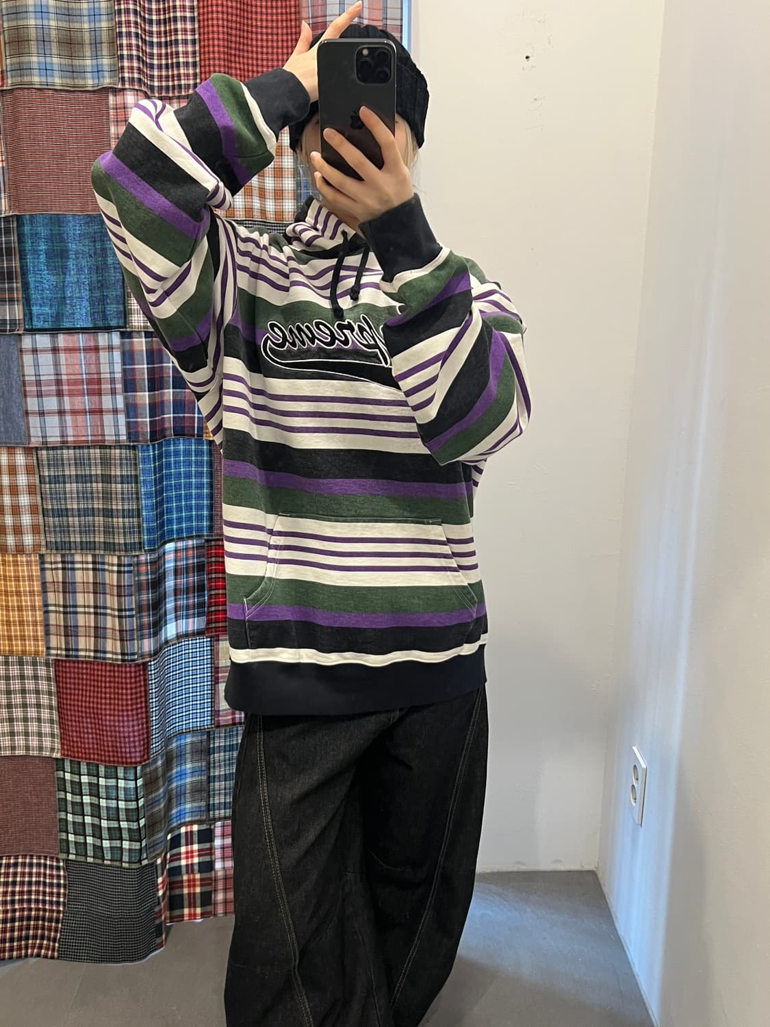 슈프림 스트라이프 후드티 상품이미지2