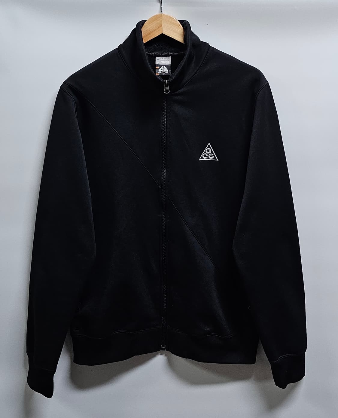 나이키 ACG 블랙 트랙자켓 M 100 상품이미지1