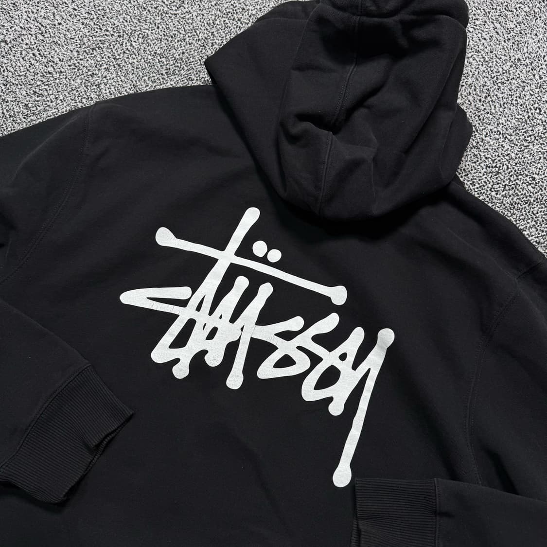 Name : 스투시 시그니처 후면 빅로고 블랙컬러 오버핏 후드티 :) 상품이미지4