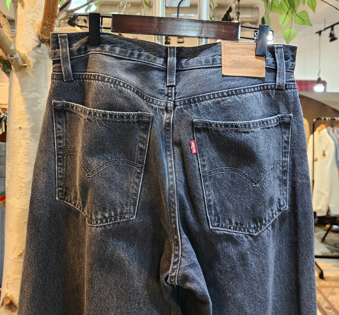 LEVIS 리바이스 흑청 베기 핏 데님 팬츠 상품이미지1