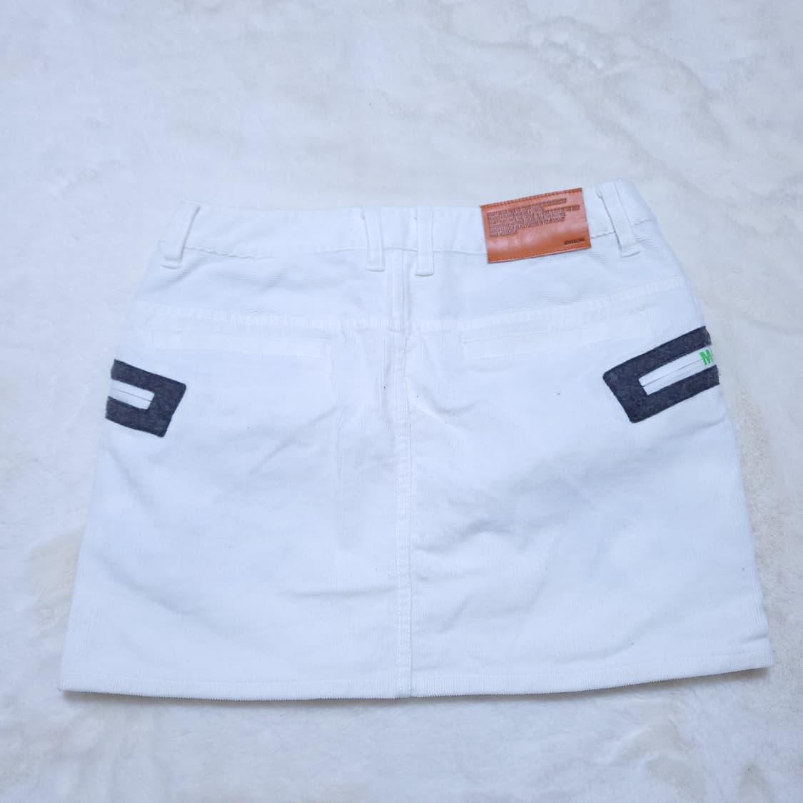 마크앤로나 골프 여성 치마 40 0310 뽀샤샤 상품이미지2