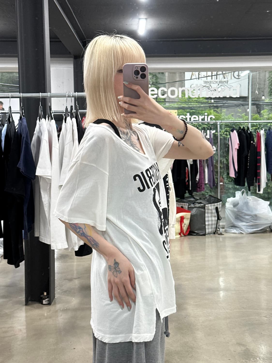 히스테릭 글래머 브이넥 오버사이즈 히스걸 블랙 프린팅 반팔 티셔츠 상품이미지2