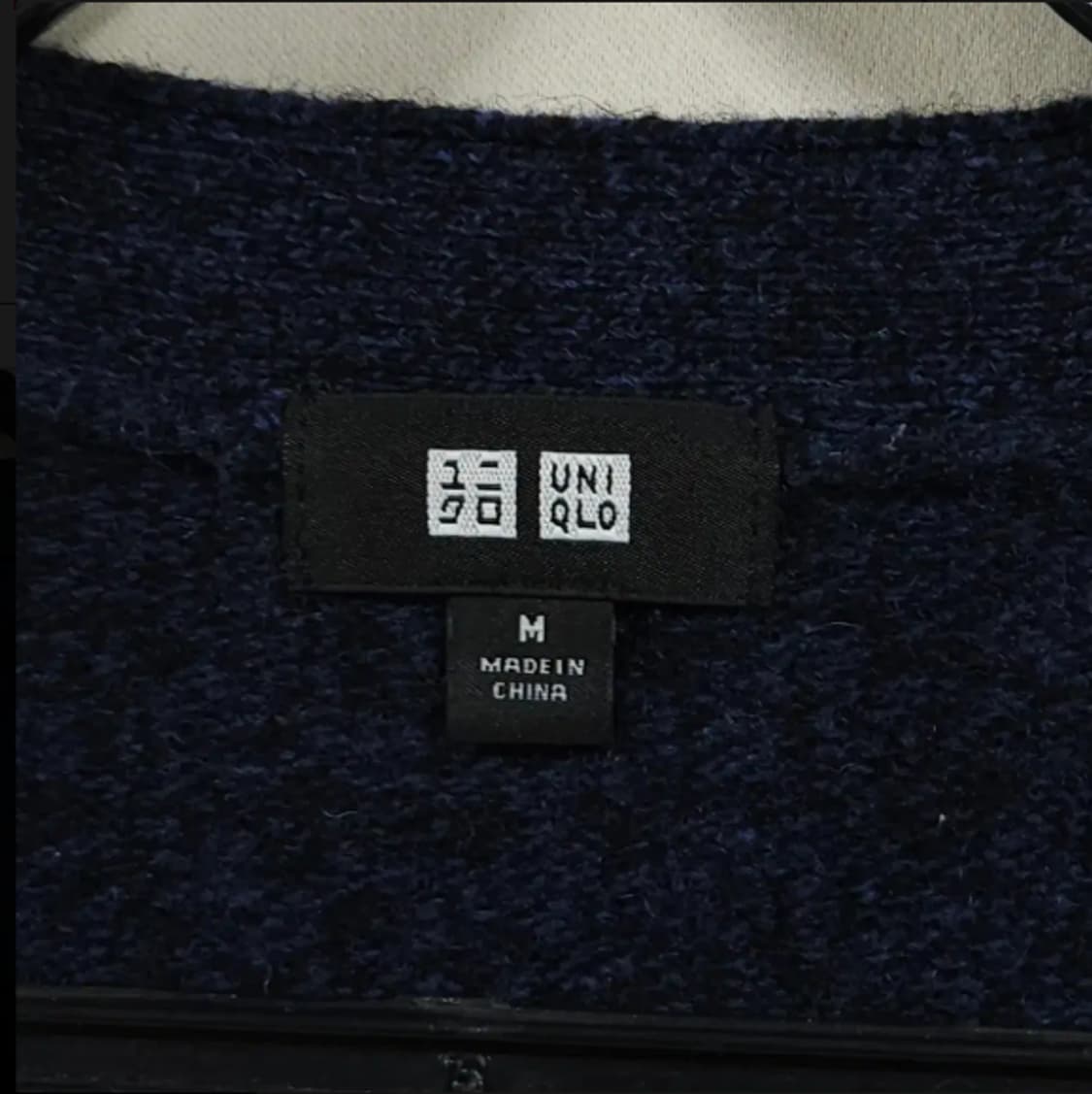 95)유니클로 울 가디건 네이비002 상품이미지4