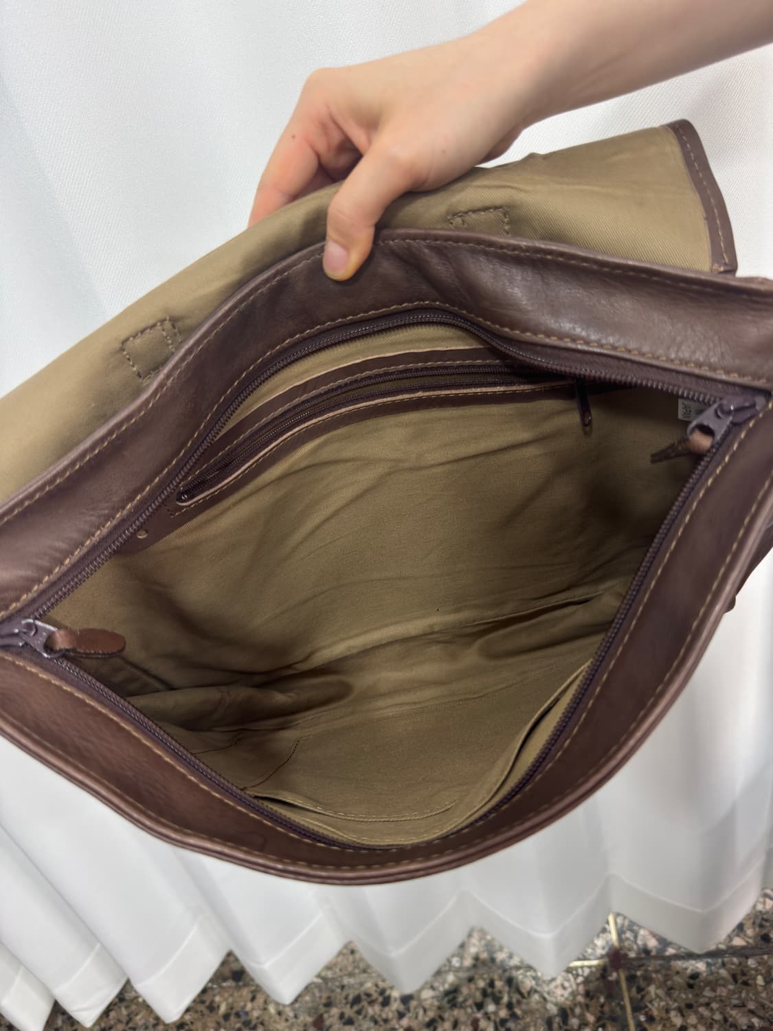 leather messenger bag 상품이미지5