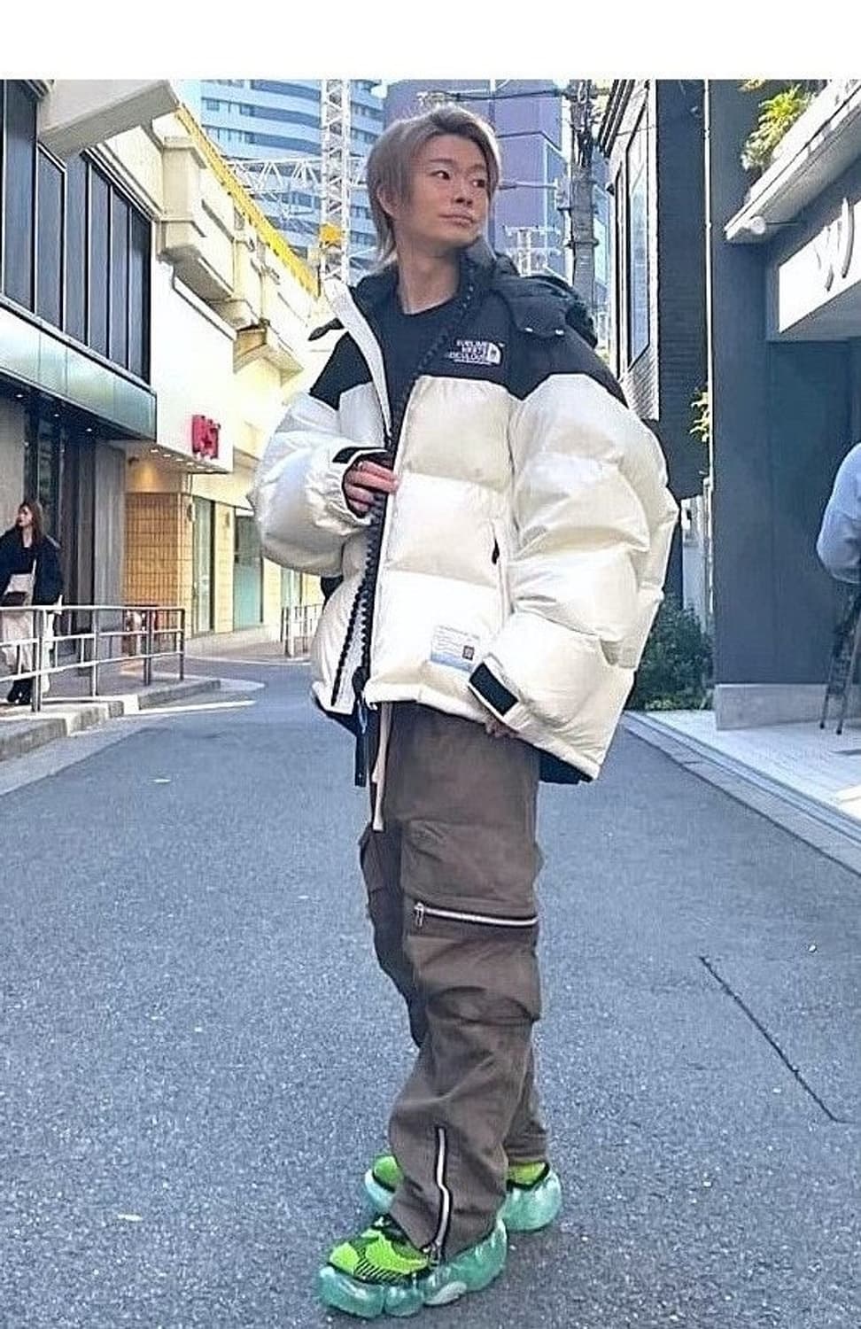 @새상품@ 미하라야스히로 패딩 런웨이 오버사이즈 빅지퍼 화이트 상품이미지5