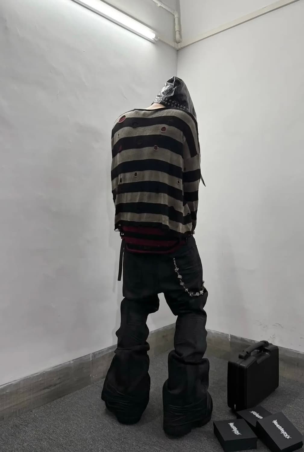 Layered Grunge Stripe Long Sleeve 상품이미지3