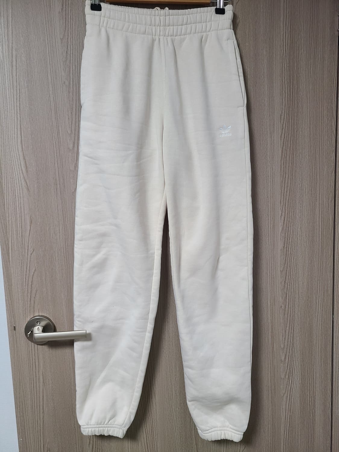 아디다스 기모 조거팬츠 아이보리 상품이미지1