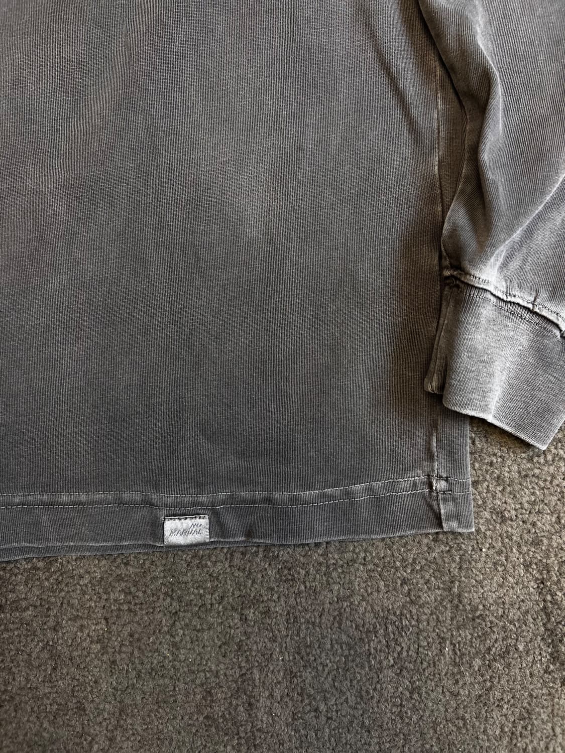 노매뉴얼 그래픽 롱슬리브 상품이미지6