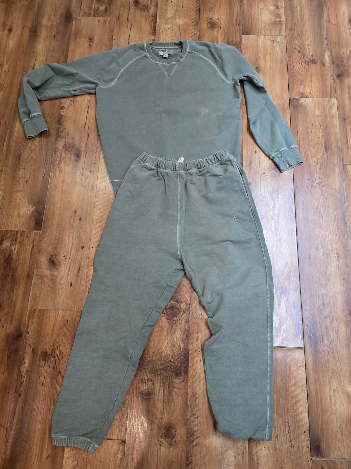 나이젤 카본 운동복 상품이미지1