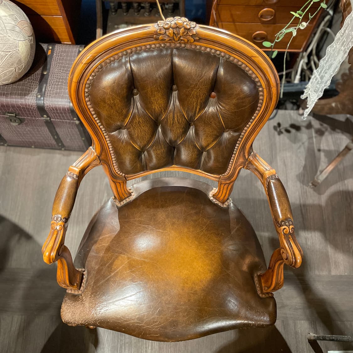 빈티지 가죽 암체어 상품이미지2