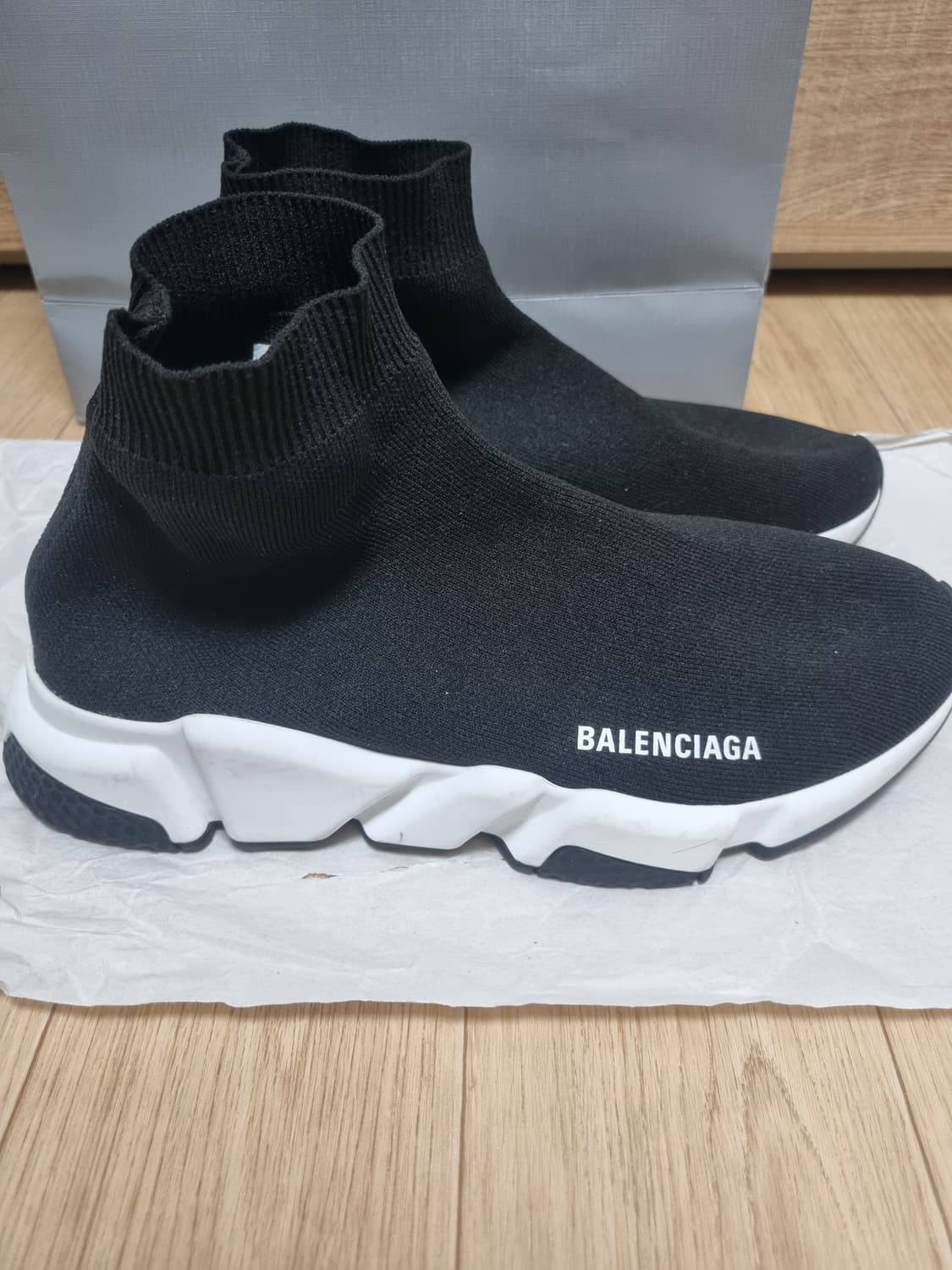 발렌시아가 스피드러너 265 상품이미지6