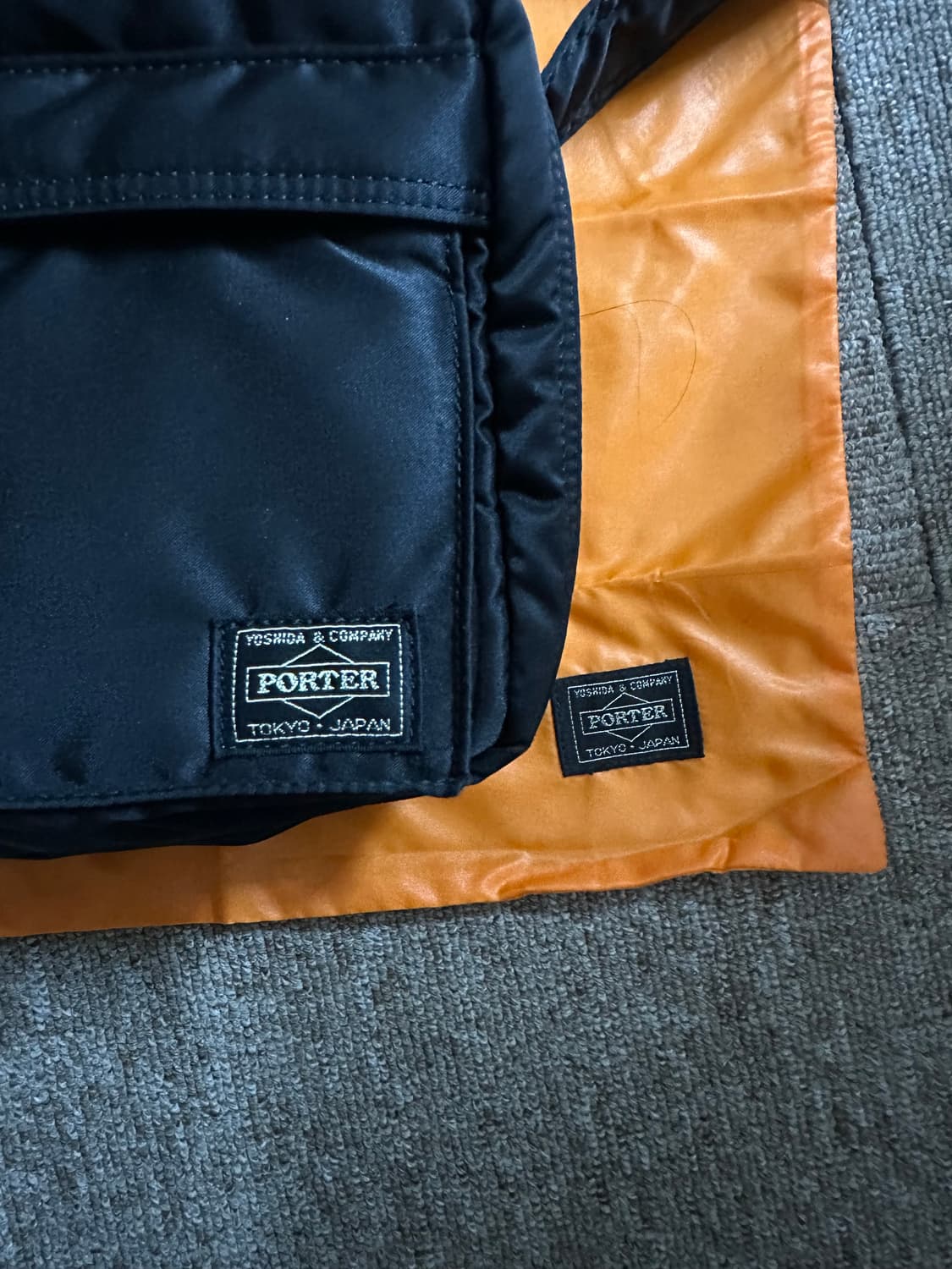 포터 탱커 숄더백 스몰 블랙  상품이미지3