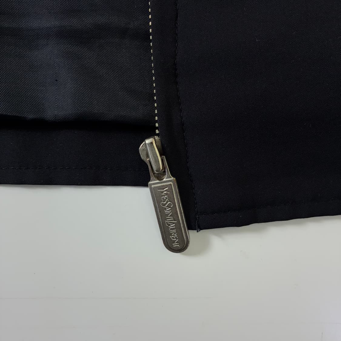 YSL 입생로랑 폴리쉘 네이비 라벤더 자수블루종 자켓 상품이미지4