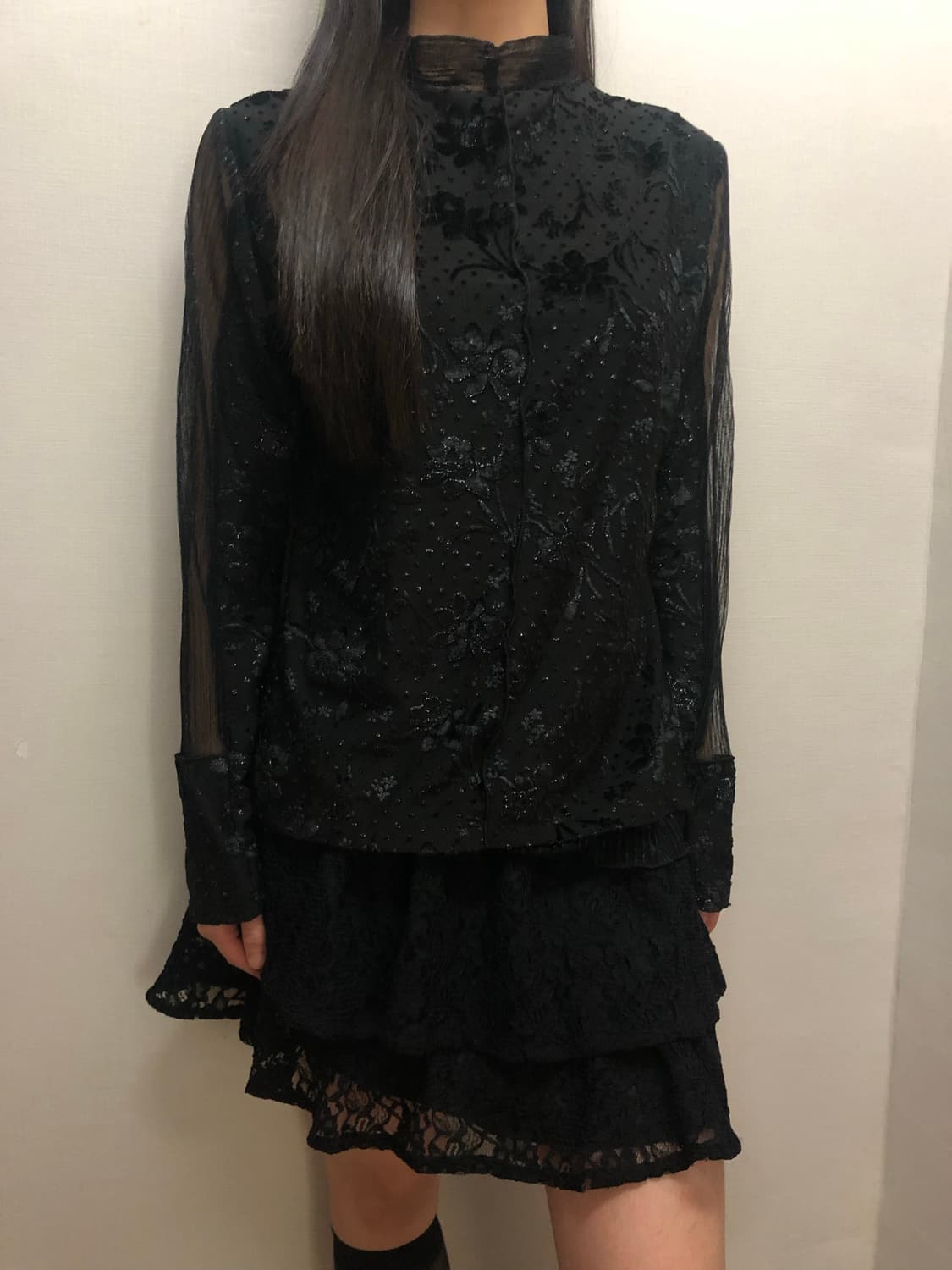 빈티지 블랙 플라워 시스루 탑 상품이미지5