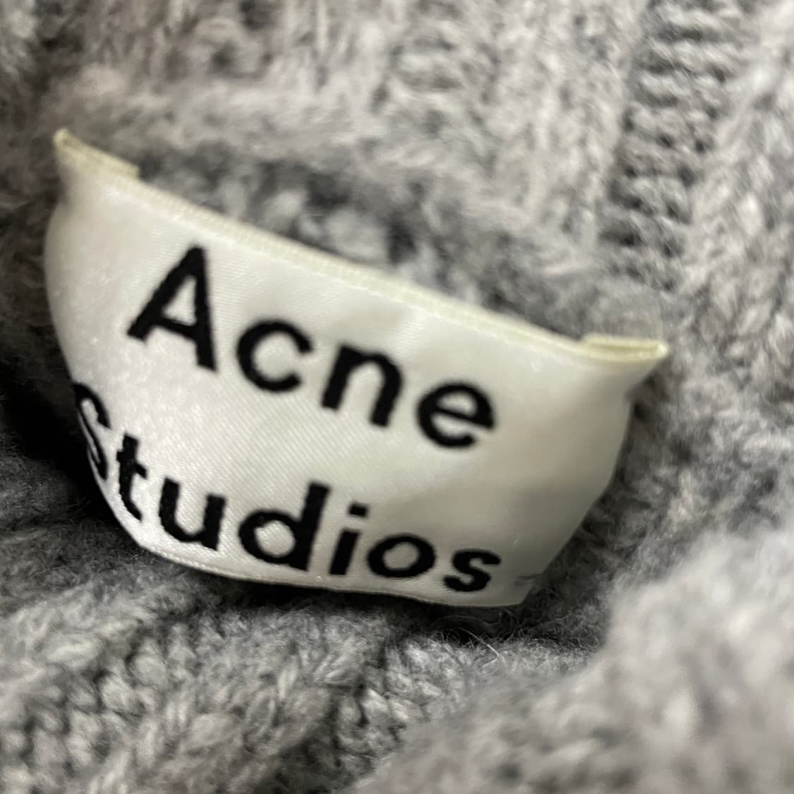 아크네스튜디오 목폴라 니트 그레이 S(W) 상품이미지4