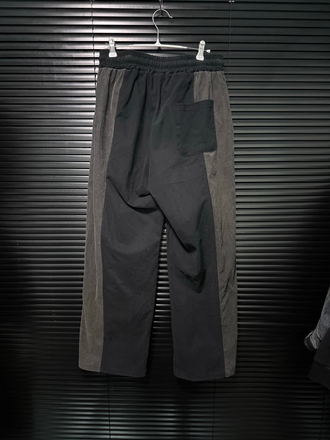 이넥시스 코듀로이 골덴 절개 블랙 차콜 배색 밴딩 와이드 통바지 끈 30 상품이미지6