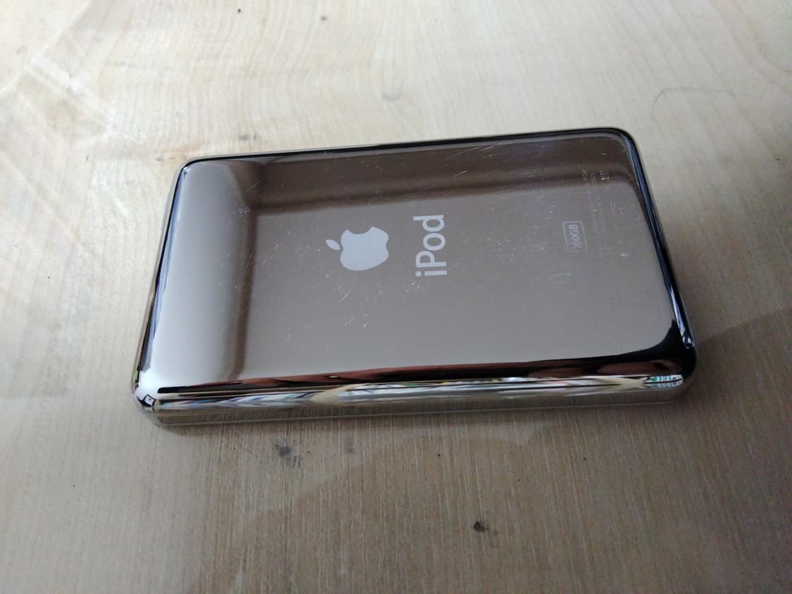 애플 아이팟 클래식 5세대 실버 160gb 상품이미지3