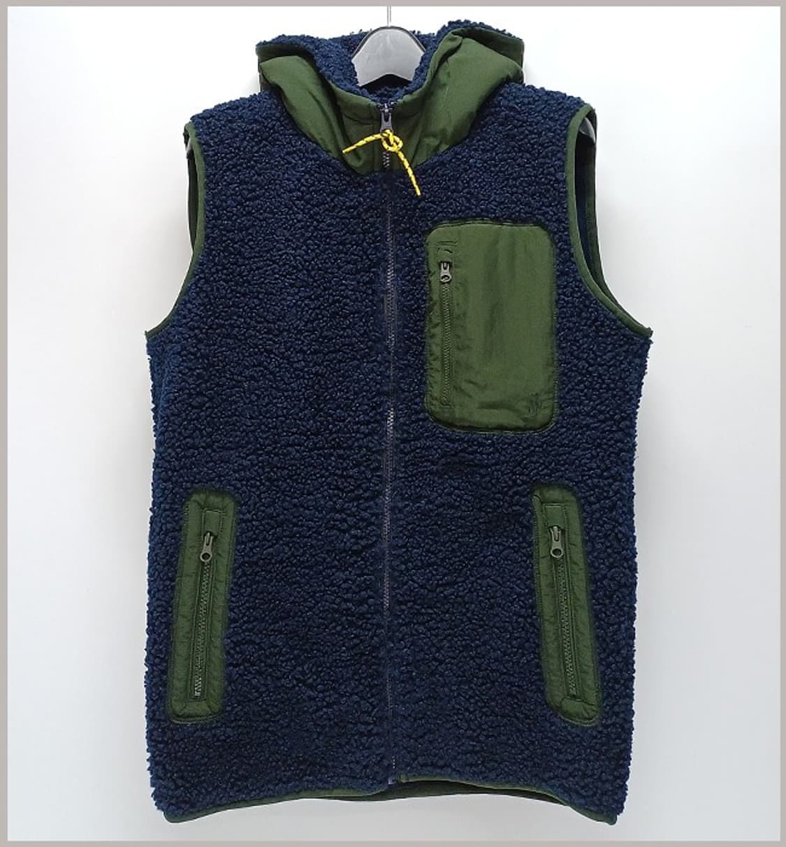 유니클로 JW앤더슨 후드 플리스 조끼 90 J-992 상품이미지1