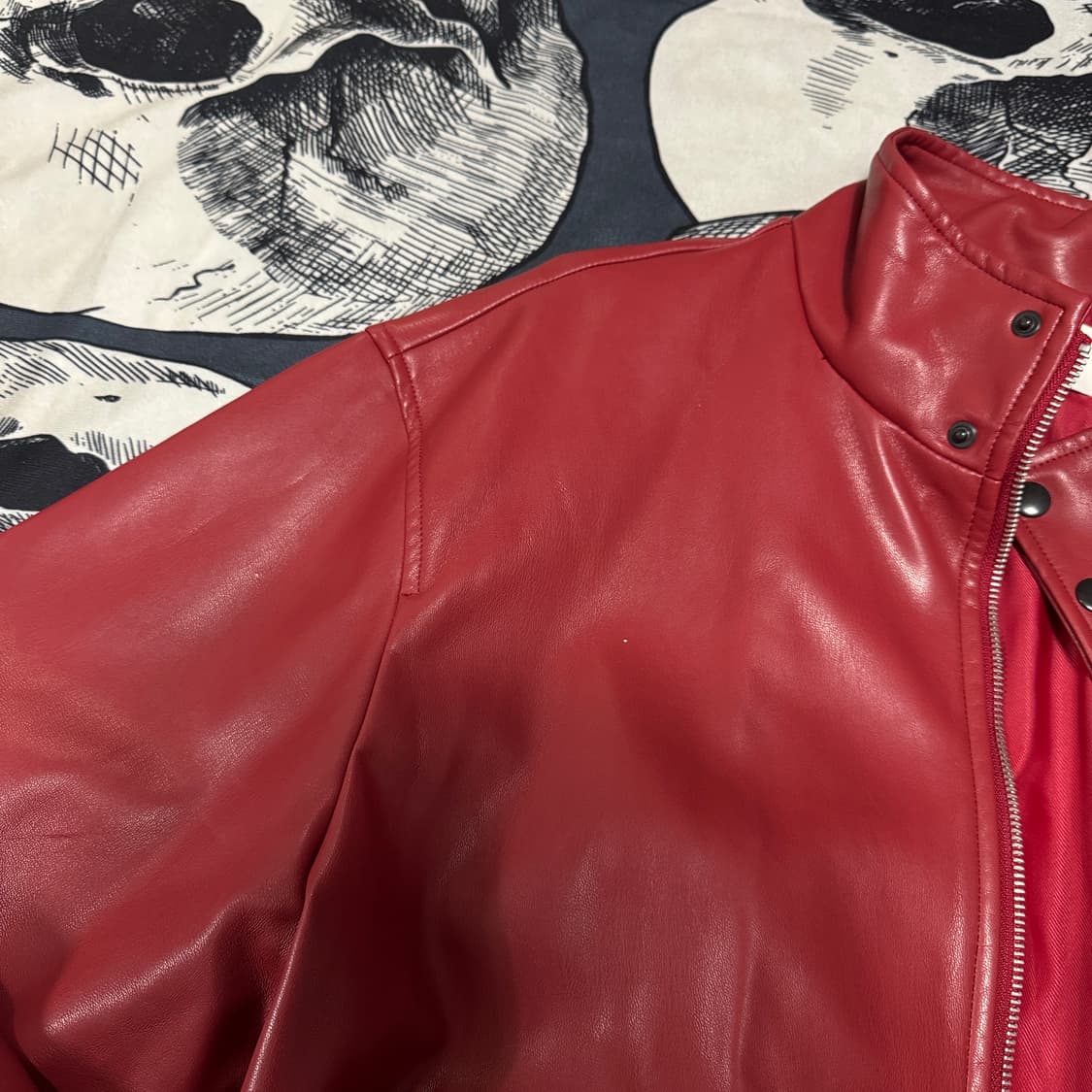 QT8가먼츠 레드 페이크 레더자켓 M사이즈 상품이미지6