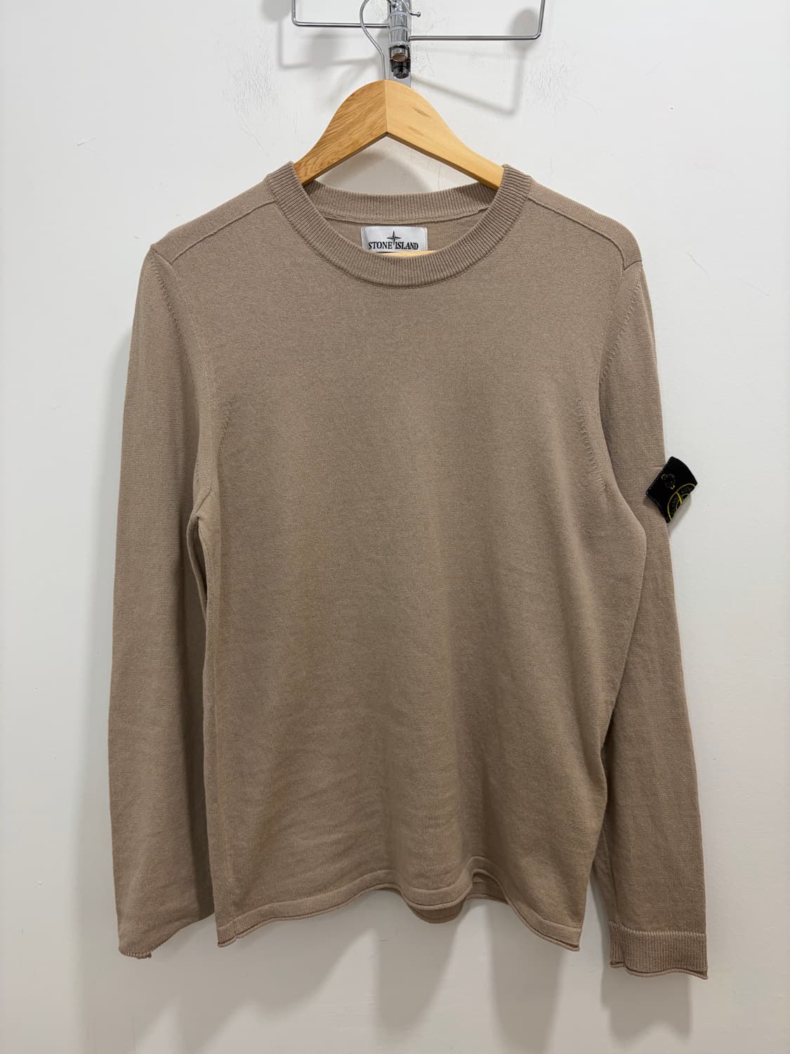 스톤아일랜드 베이지 크루넥 니트 상품이미지4