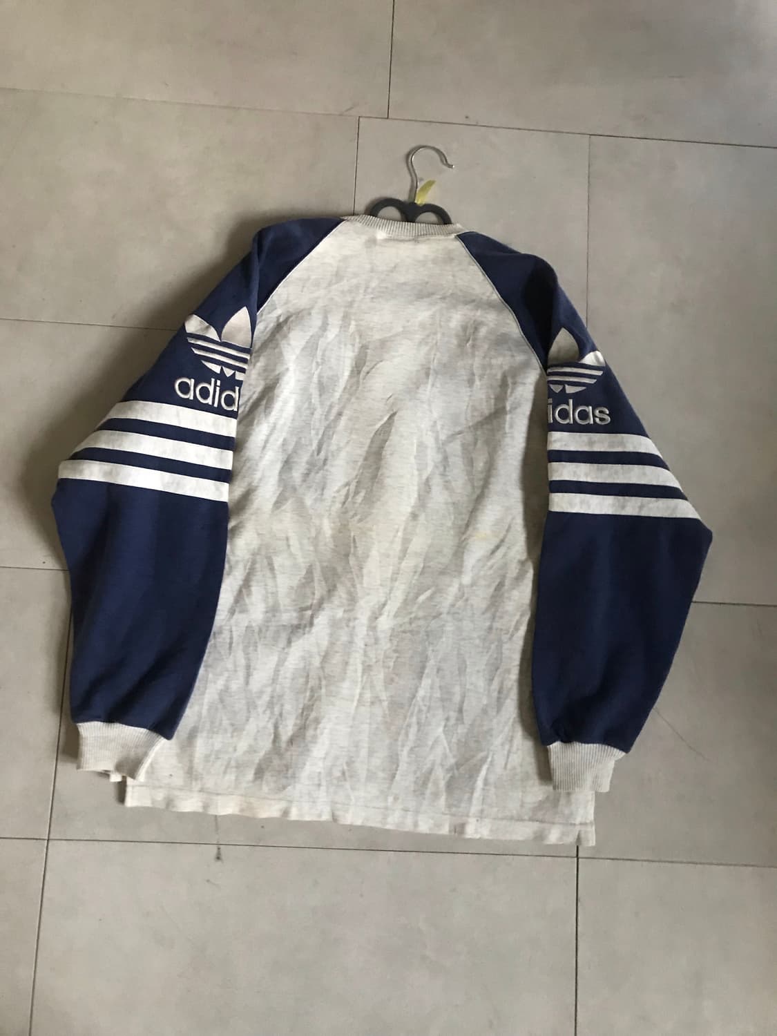 아디다스 올드스쿨 빅로고 맨투맨 상품이미지9