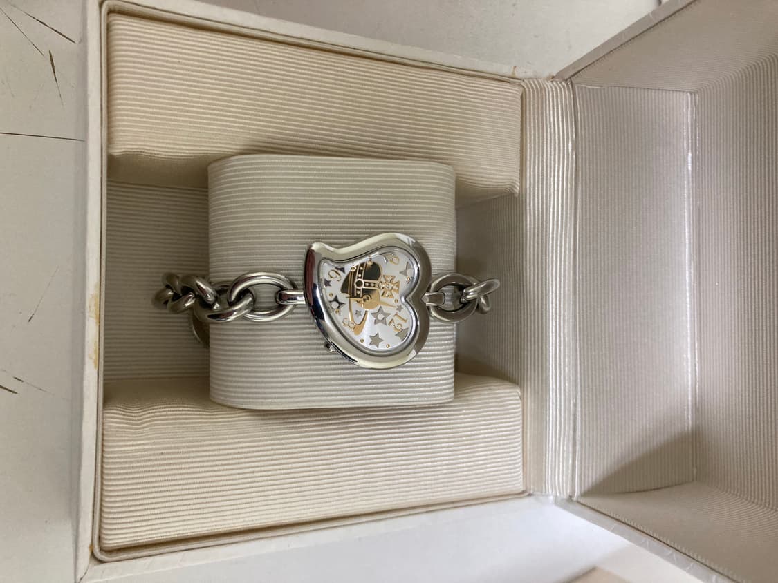 비비안웨스트우드 하트 시계 상품이미지2